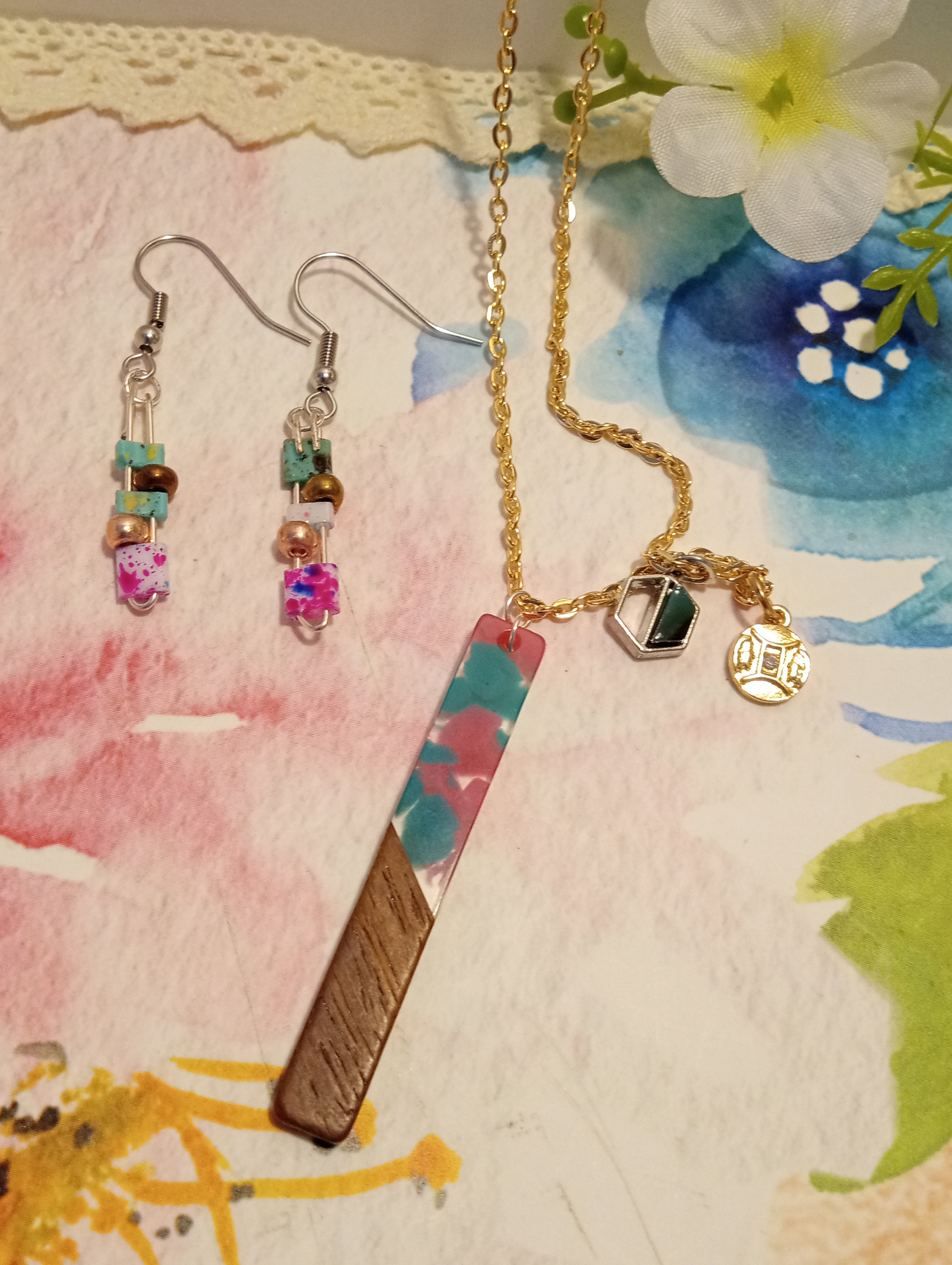 Resin & Walnut Pendant Charm Necklace 19"/Tila and Metallic Beaded Drop Earrings (pink/green)