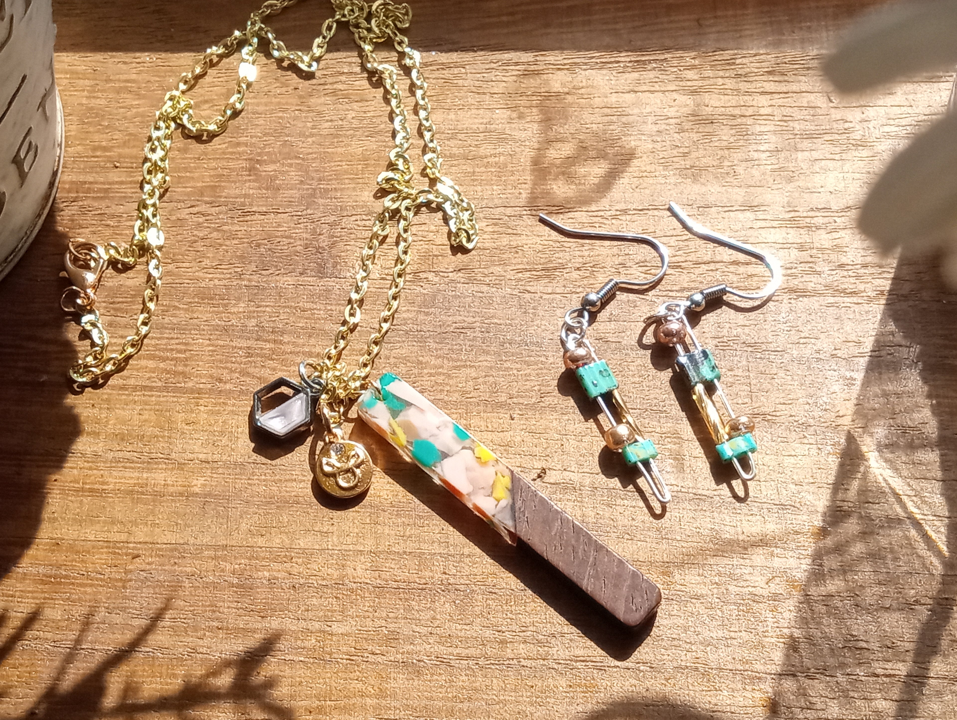 Resin & Walnut Pendant Charm Necklace 19"/Tila and Metallic Beaded Drop Earrings (yellow/pink/green)
